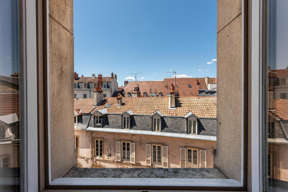 Le Palais Lägenhet Dijon Exteriör bild